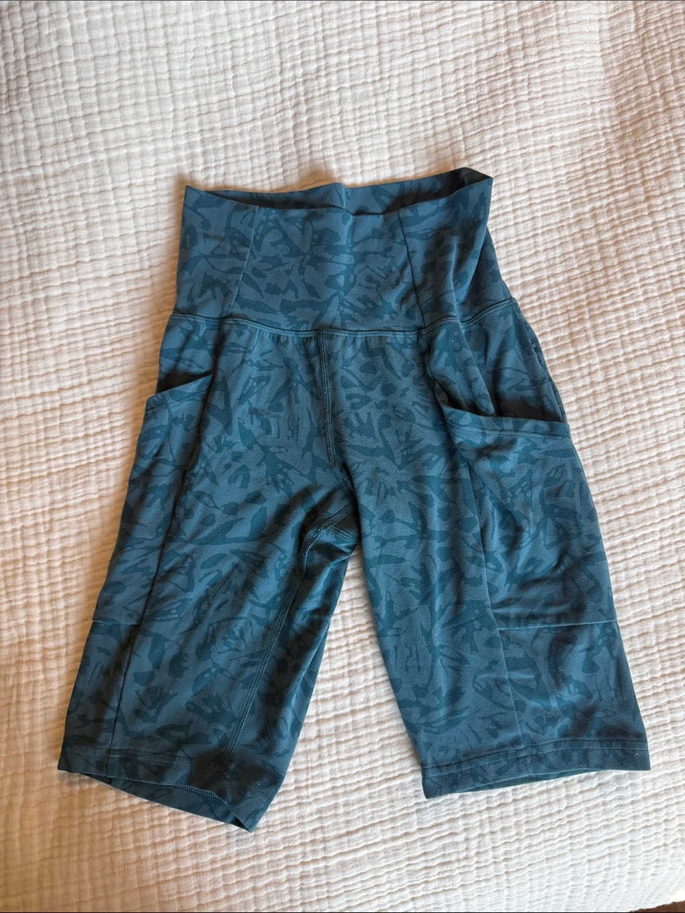 REI Teal Patterned High-Rise Bike Shorts with Side Pockets